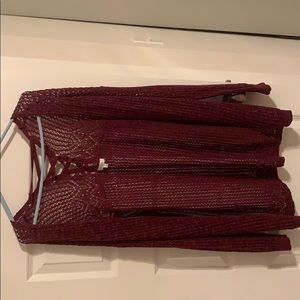 Light cover up/sweater, maroon